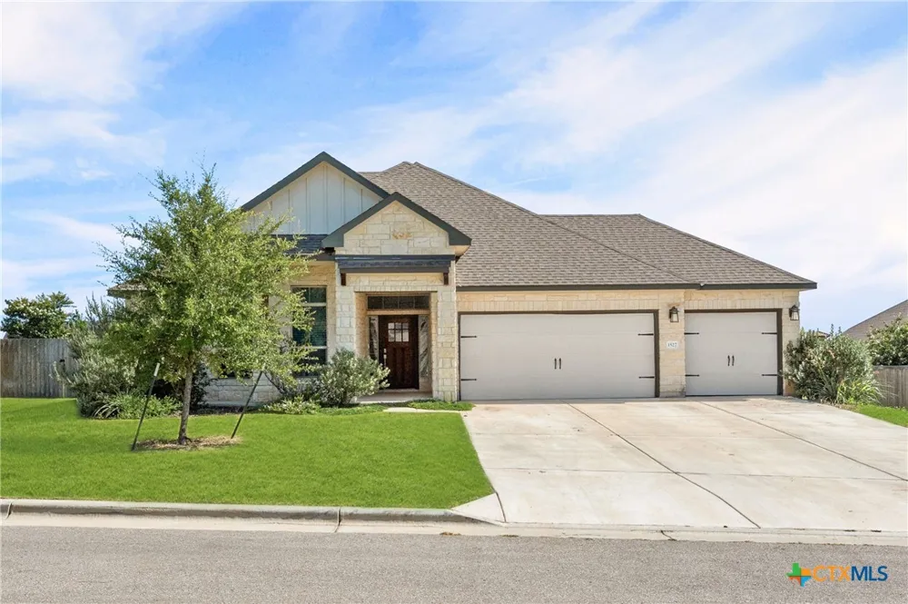 1527 Mountain Crest Cove Salado, TX 76571