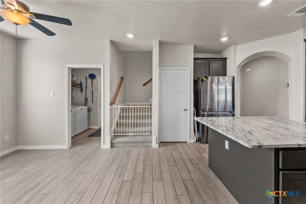 1527 Mountain Crest Cove Salado, TX 76571