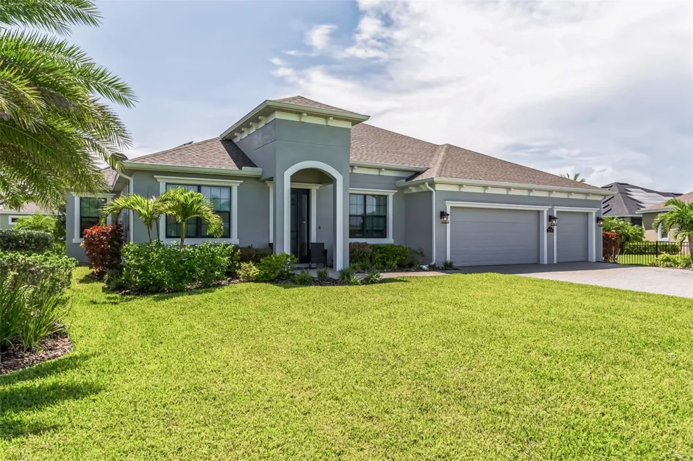 7356 MILLBROOK AVENUE Melbourne, FL 32940
