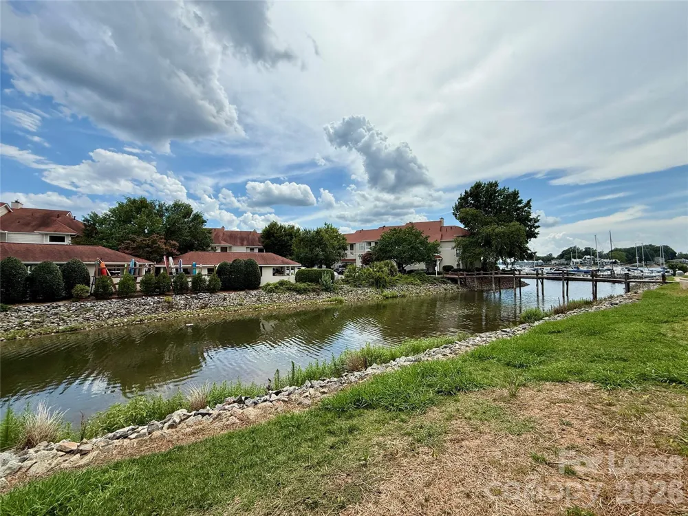 18009 Kings Point Drive #D Cornelius, NC 28031