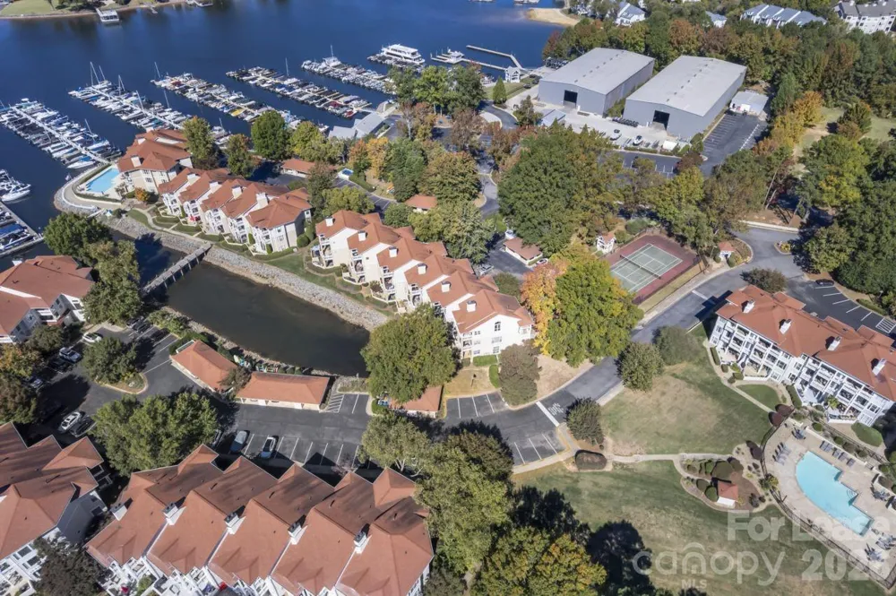 18009 Kings Point Drive #D Cornelius, NC 28031