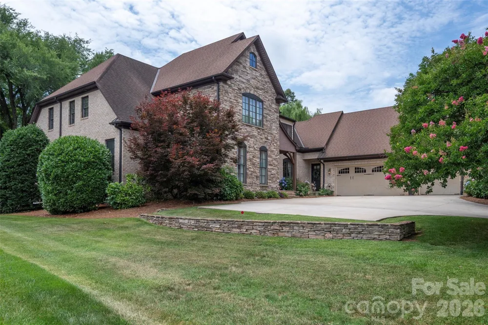 310 James Way Bermuda Run, NC 27006