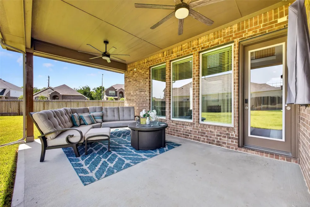 23515 Meritage Drive Alvin, TX 77511