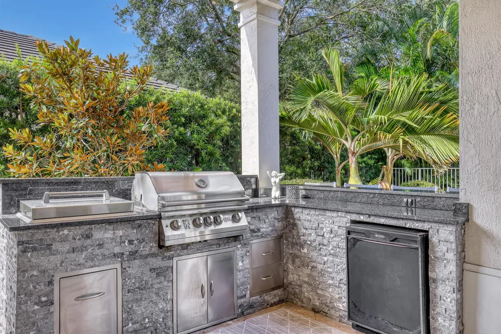 8541 Butler Greenwood Drive Royal Palm Beach, FL 33411
