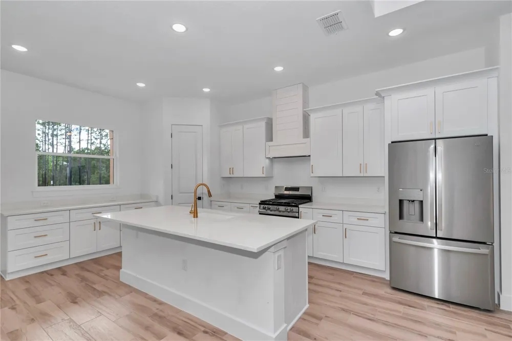 3890 SE 139 TERRACE Morriston, FL 32668