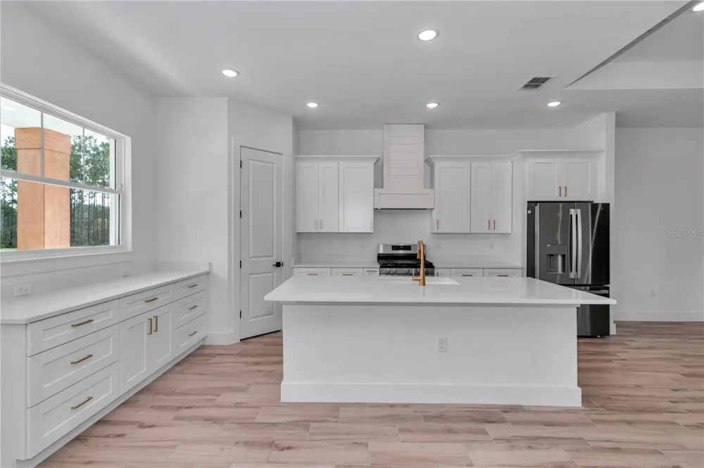 3890 SE 139 TERRACE Morriston, FL 32668