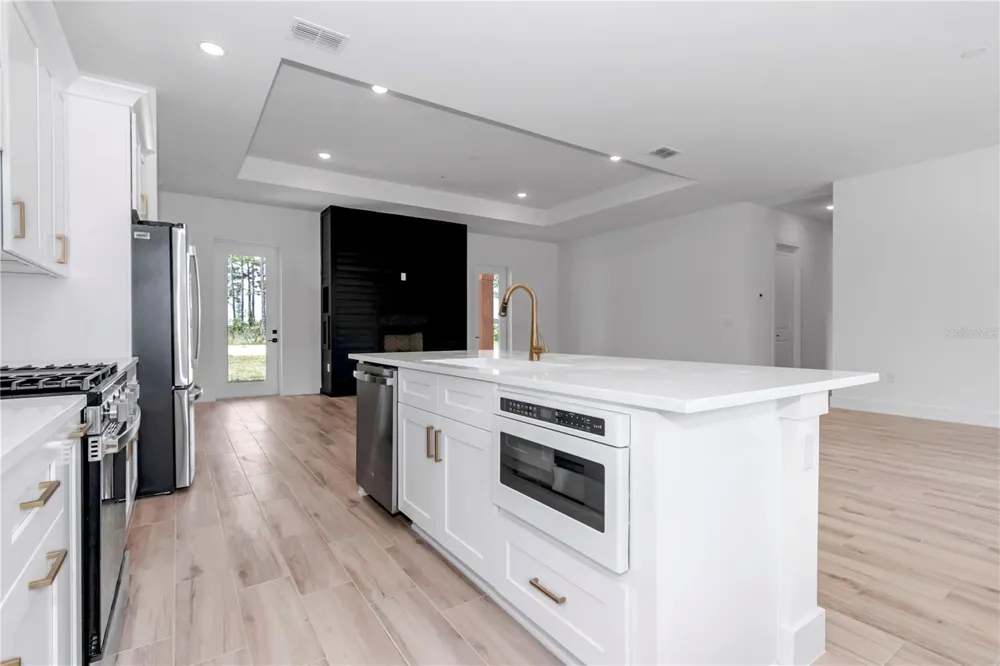 3890 SE 139 TERRACE Morriston, FL 32668