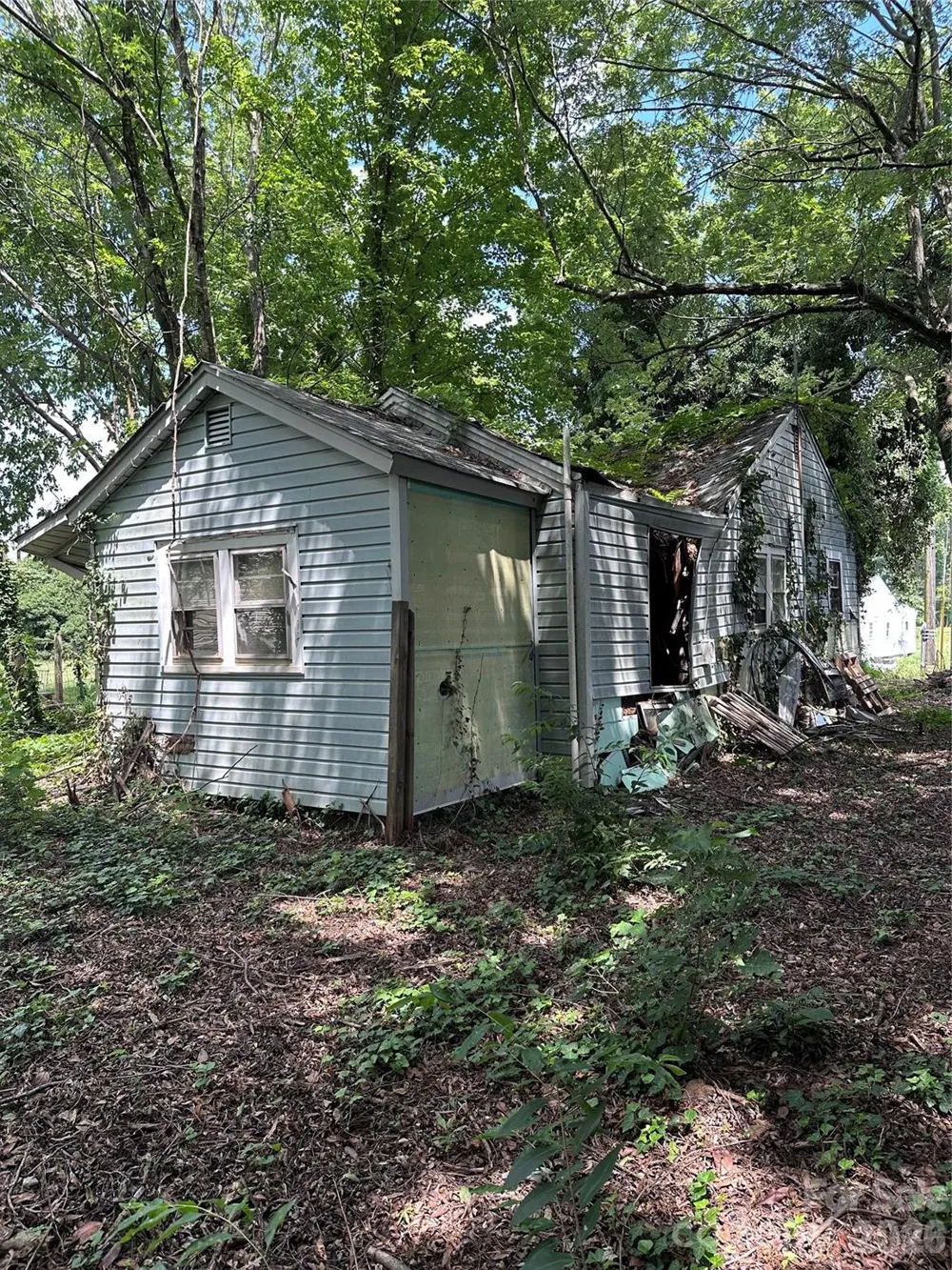 499 Leonard Road Lexington, NC 27295