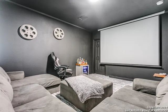 7975 county road 5223 Dhanis, TX 78850