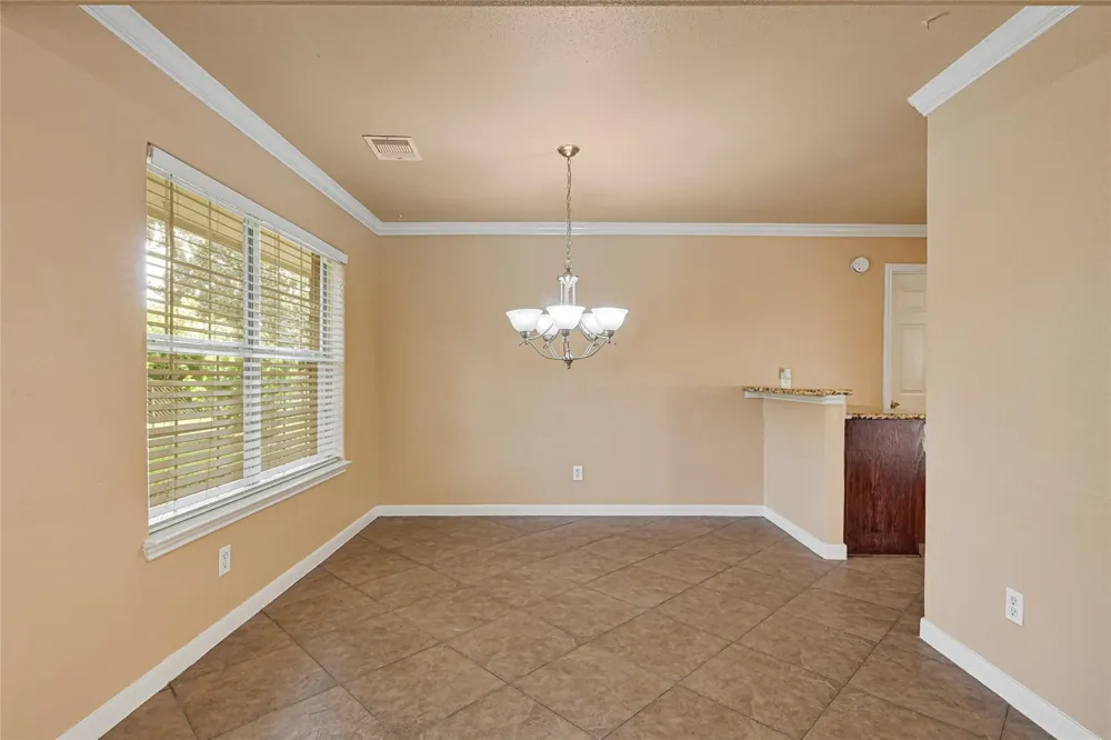 7323 Log View Drive Houston, TX 77040