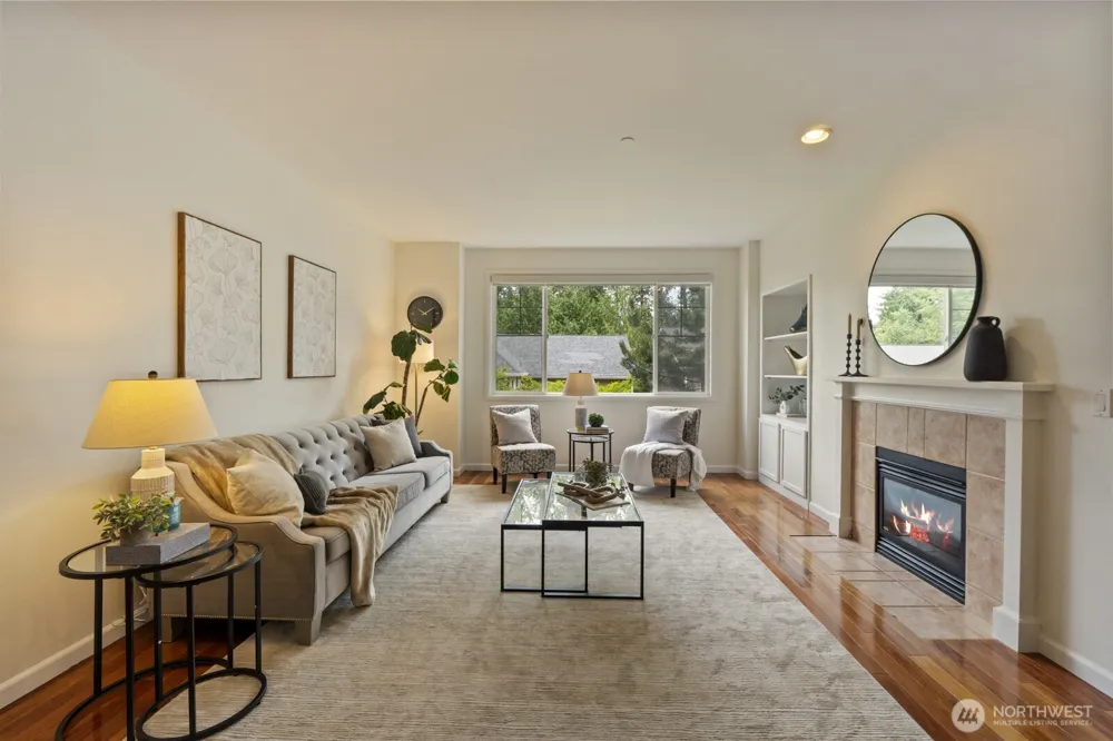 71 Sunset Court NW Issaquah, WA 98027