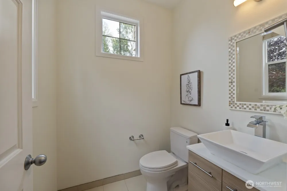 71 Sunset Court NW Issaquah, WA 98027