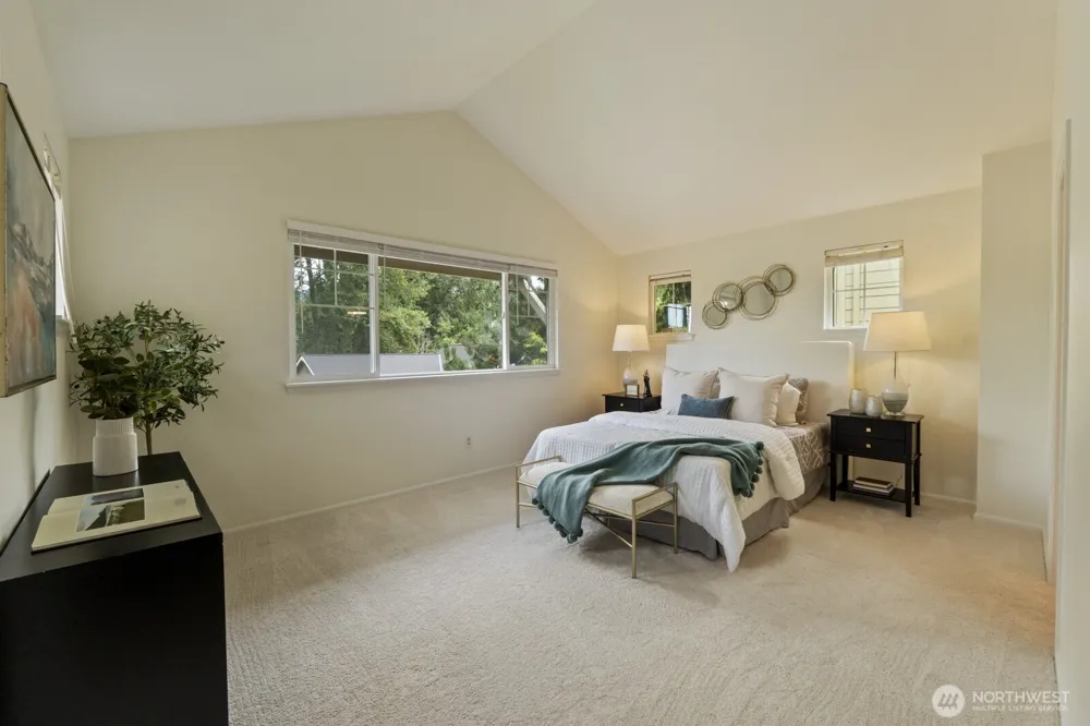 71 Sunset Court NW Issaquah, WA 98027