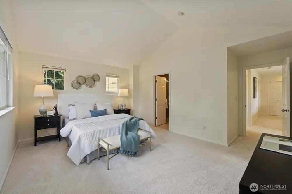 71 Sunset Court NW Issaquah, WA 98027