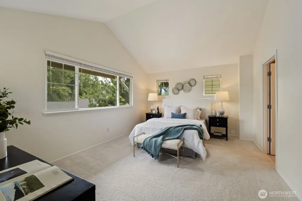 71 Sunset Court NW Issaquah, WA 98027