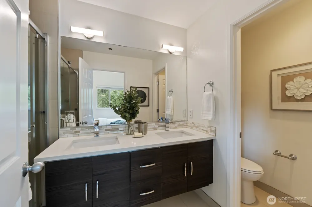 71 Sunset Court NW Issaquah, WA 98027