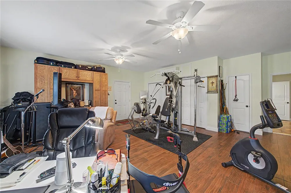 3660 FUTCH LOOP Plant City, FL 33566