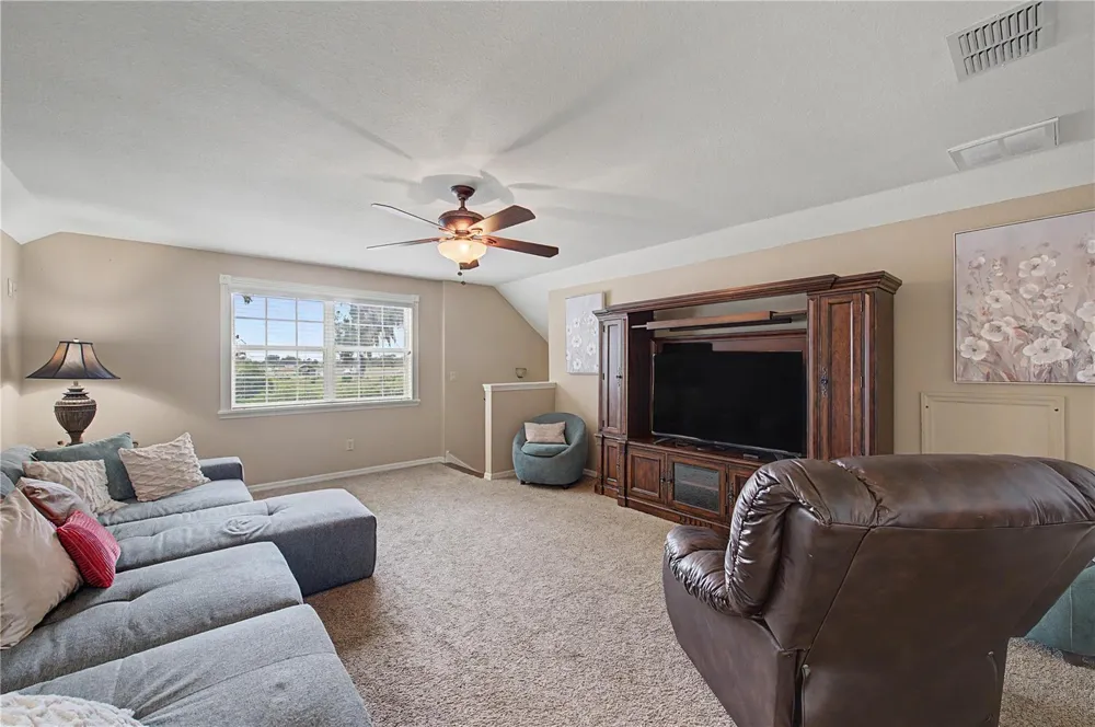 3660 FUTCH LOOP Plant City, FL 33566