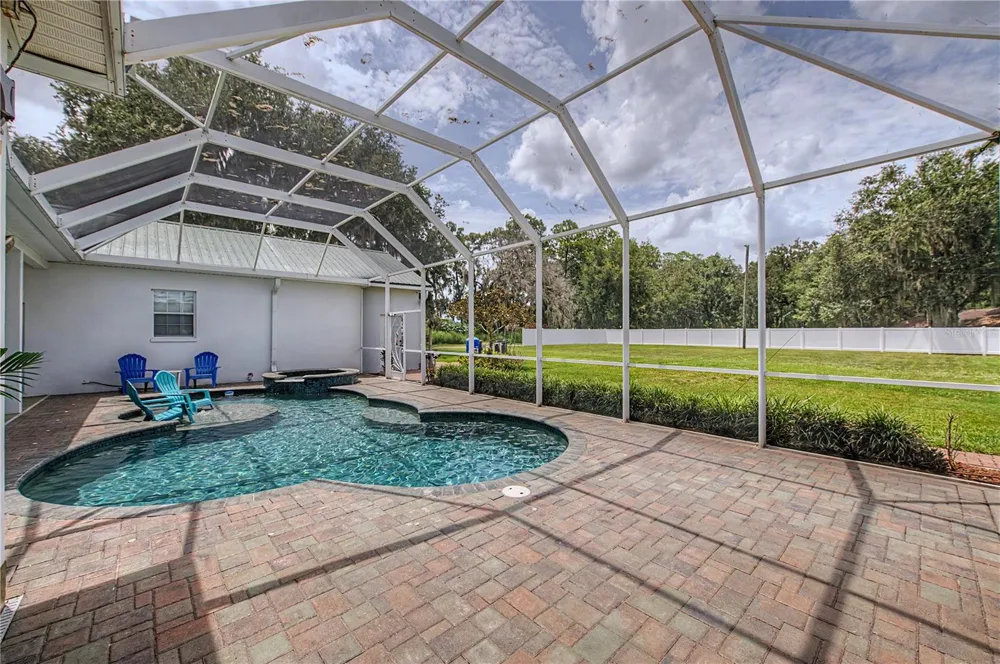 3660 FUTCH LOOP Plant City, FL 33566
