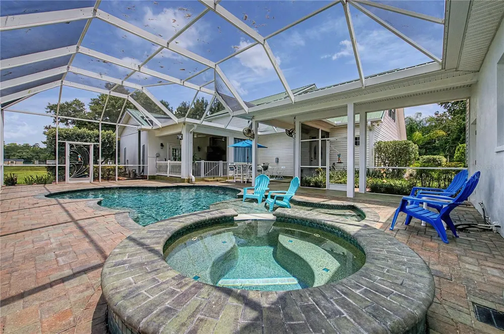 3660 FUTCH LOOP Plant City, FL 33566