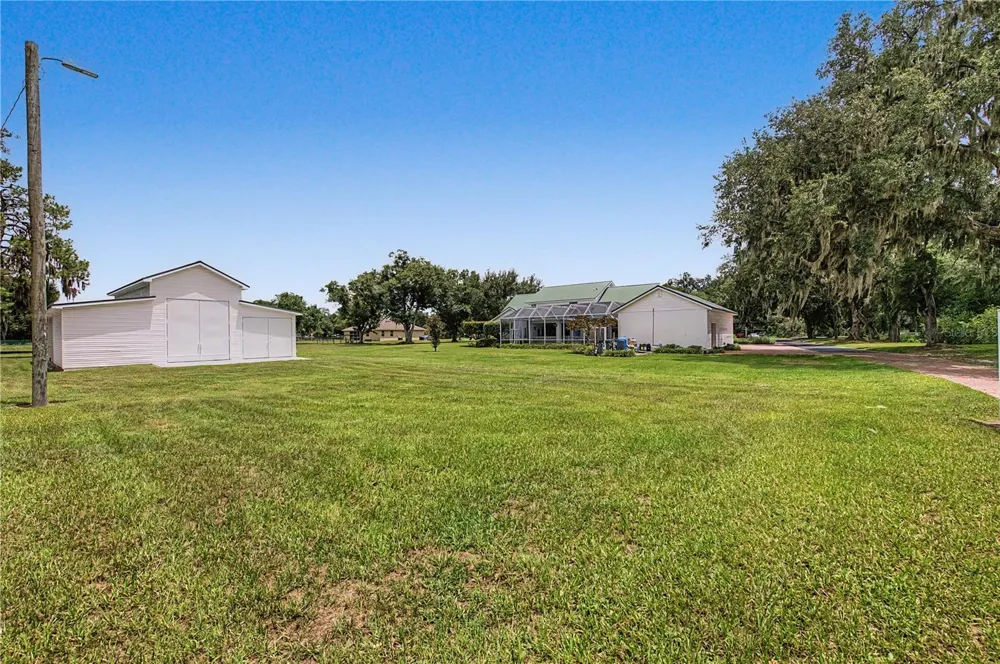 3660 FUTCH LOOP Plant City, FL 33566