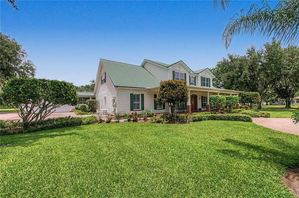3660 FUTCH LOOP Plant City, FL 33566