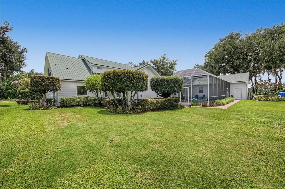 3660 FUTCH LOOP Plant City, FL 33566