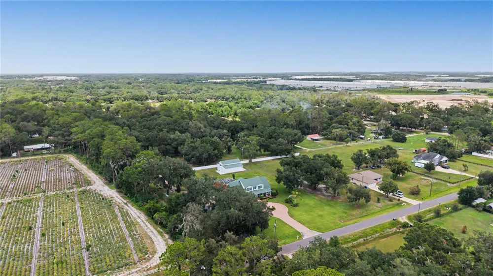 3660 FUTCH LOOP Plant City, FL 33566