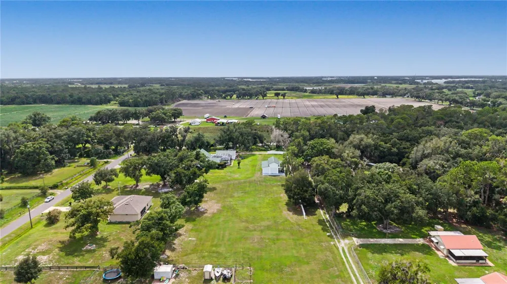 3660 FUTCH LOOP Plant City, FL 33566