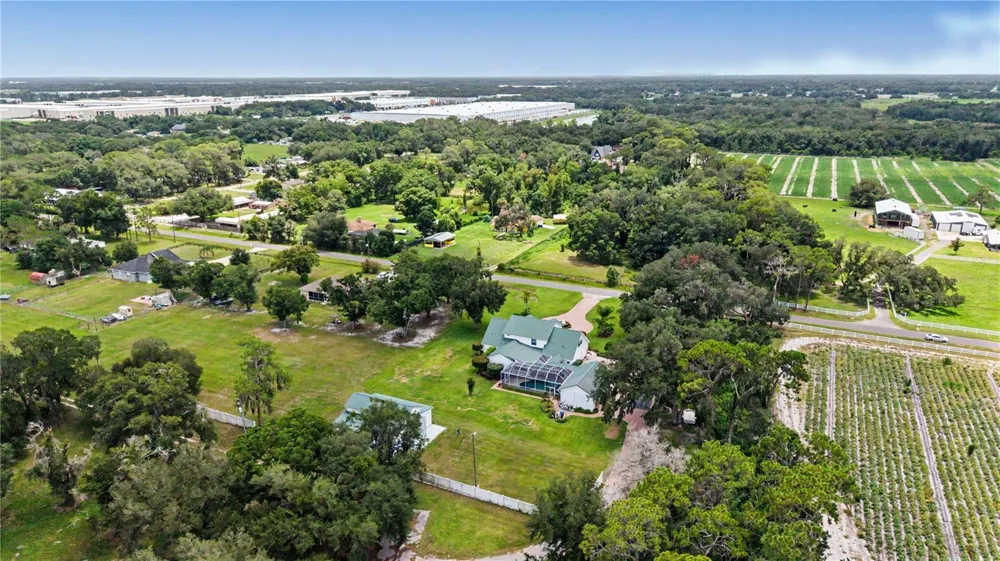 3660 FUTCH LOOP Plant City, FL 33566
