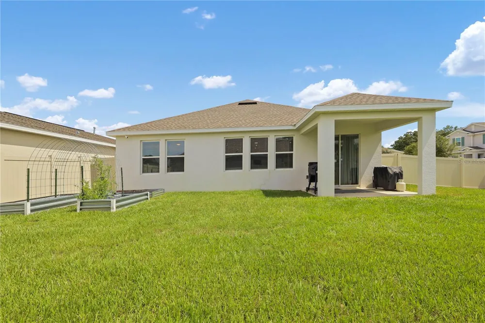 33571 SKY BLOSSOM CIRCLE Leesburg, FL 34788