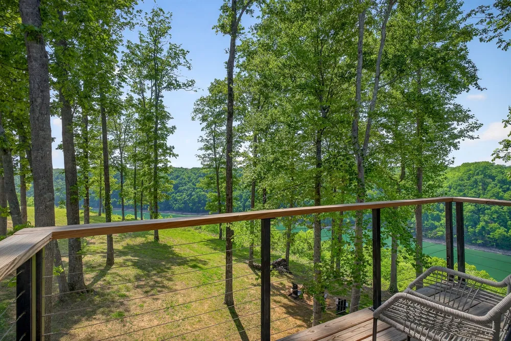 1171 Hutchins Bend Rd W Sparta, TN 38583