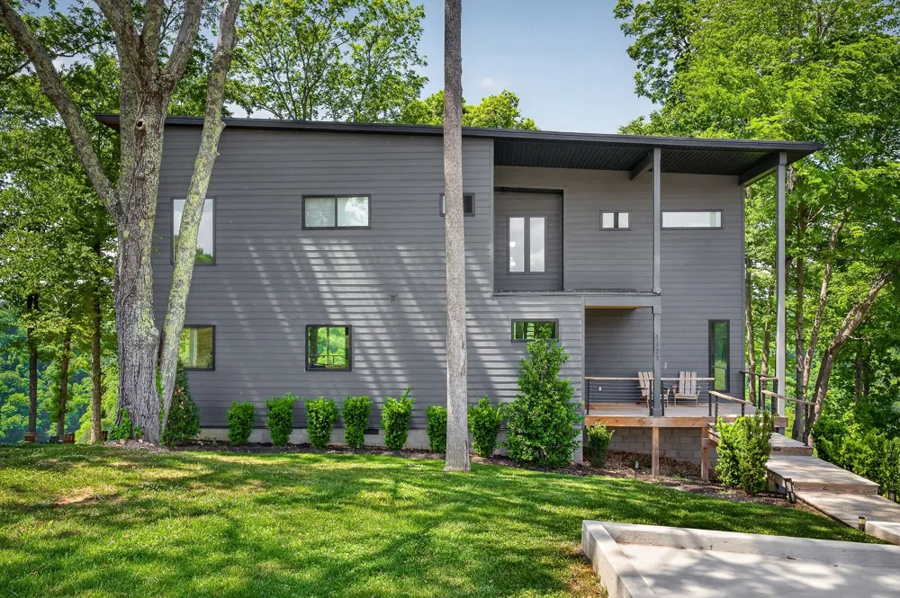 1171 Hutchins Bend Rd W Sparta, TN 38583