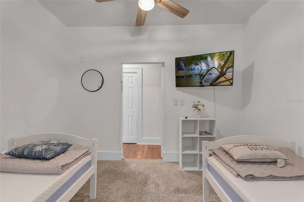 728 JOHNSON AVENUE Lakeland, FL 33801