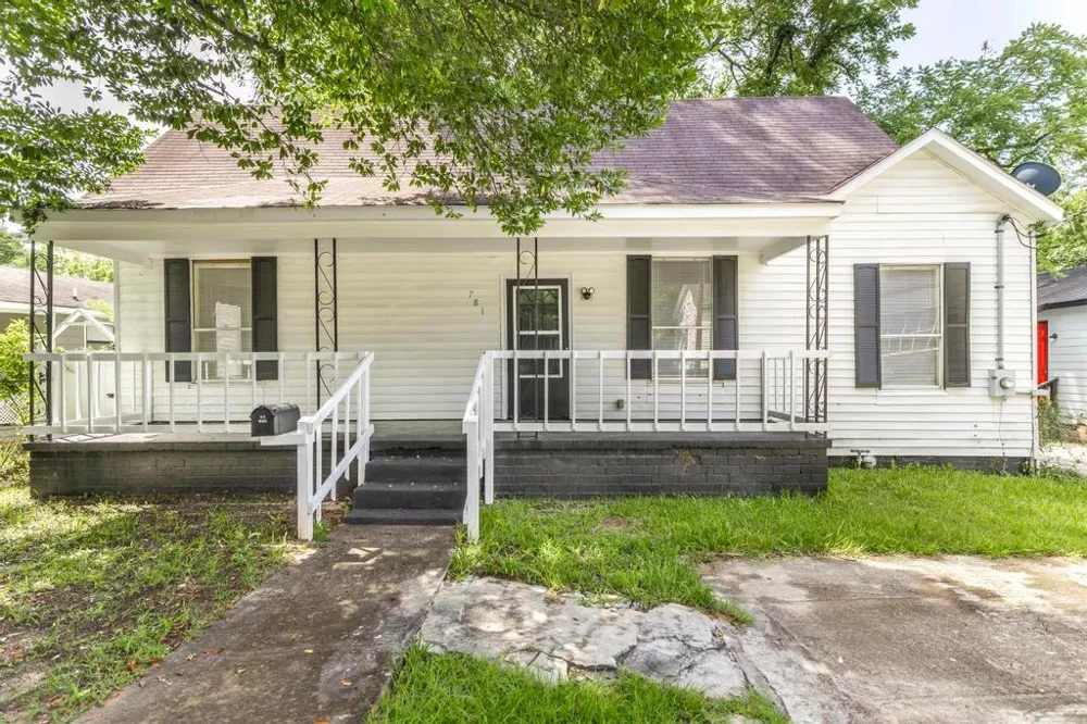 781 Applewood Street Macon, GA 31217