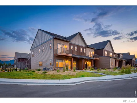 1728 Continental Peaks Circle