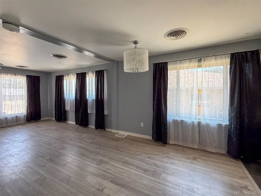 163 Pomeroy Street Burlington, CO 80807