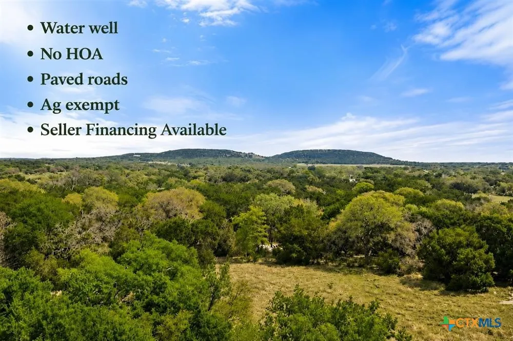 4772 County Road 340 Burnet, TX 78611