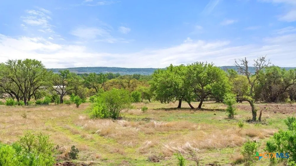 4772 County Road 340 Burnet, TX 78611