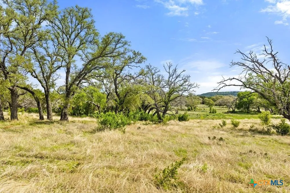 4772 County Road 340 Burnet, TX 78611
