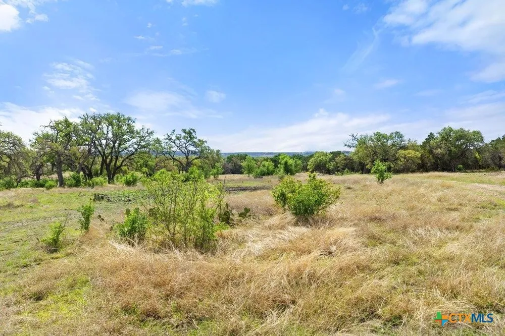 4772 County Road 340 Burnet, TX 78611
