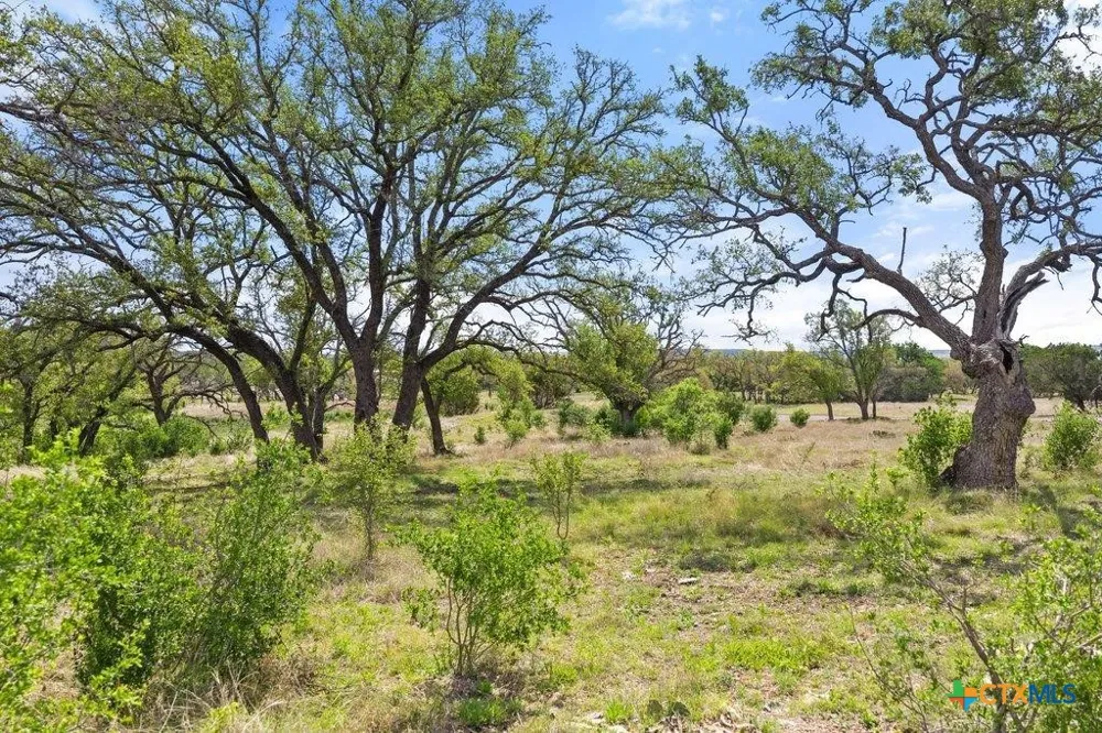 4772 County Road 340 Burnet, TX 78611
