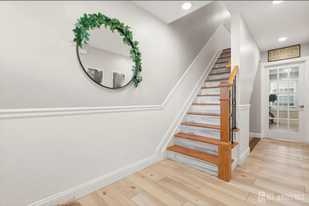 322 Mcguire Place Perth Amboy, NJ 08861