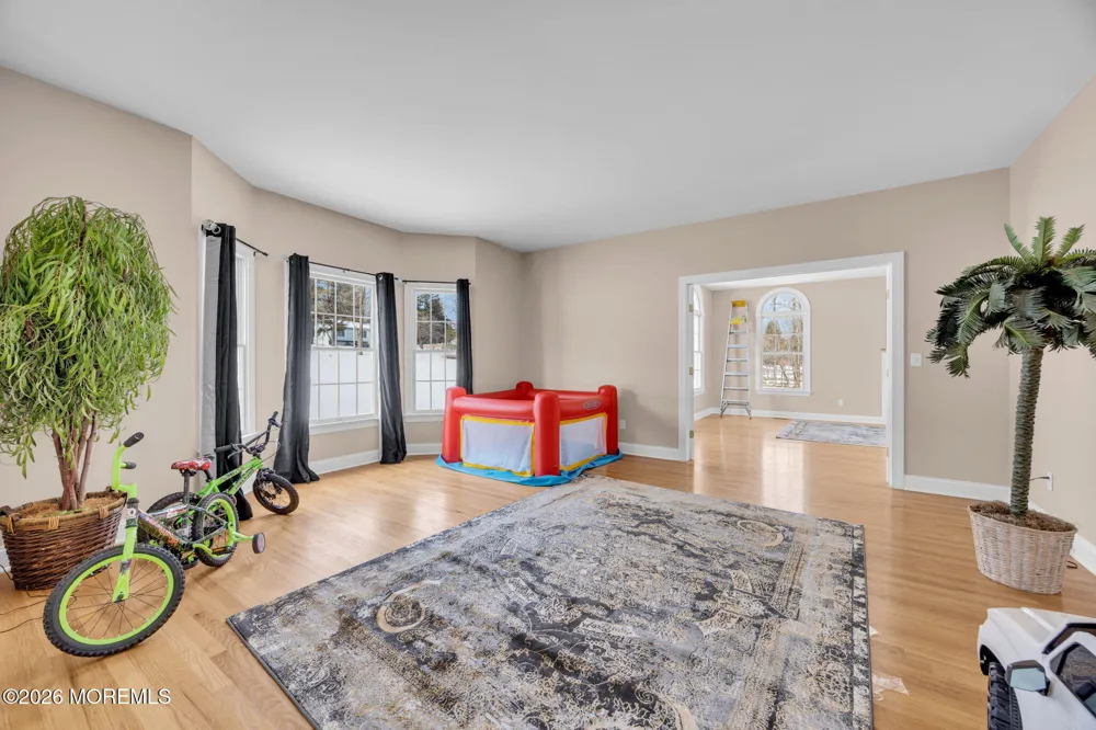 201 Sidney Road Pittstown, NJ 08867