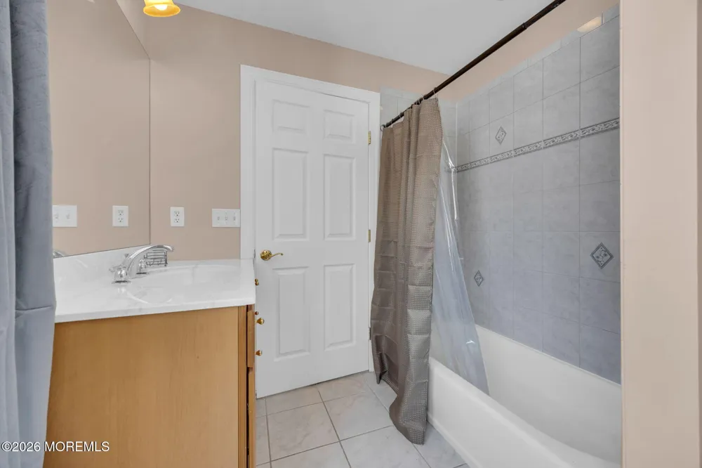 201 Sidney Road Pittstown, NJ 08867