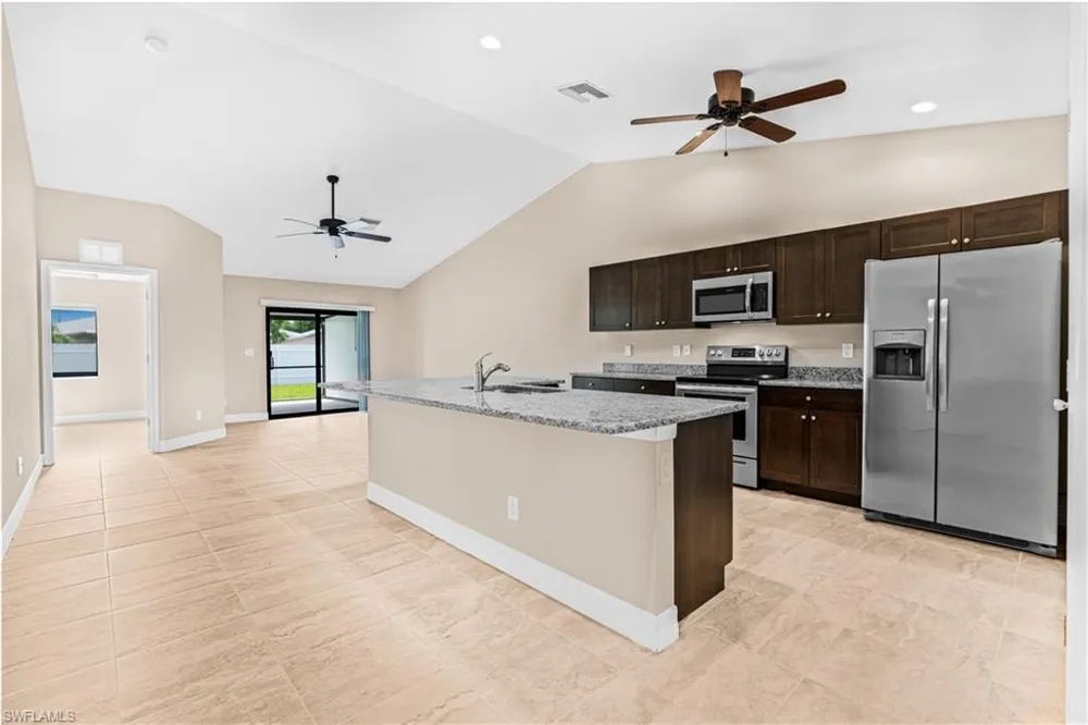 3507 SW Santa Barbara Place Cape Coral, FL 33914