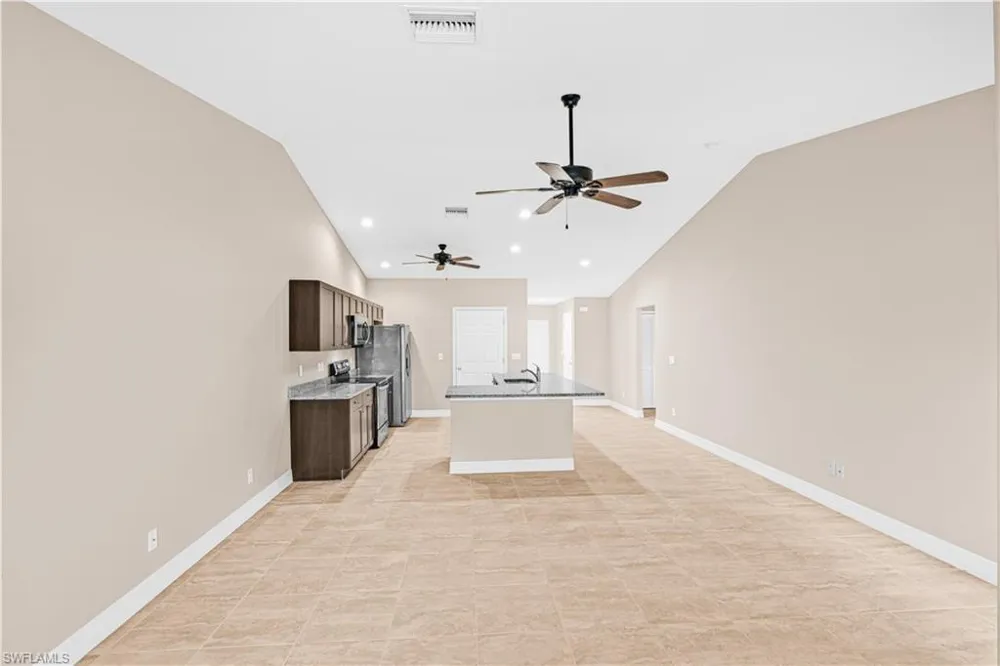 3507 SW Santa Barbara Place Cape Coral, FL 33914