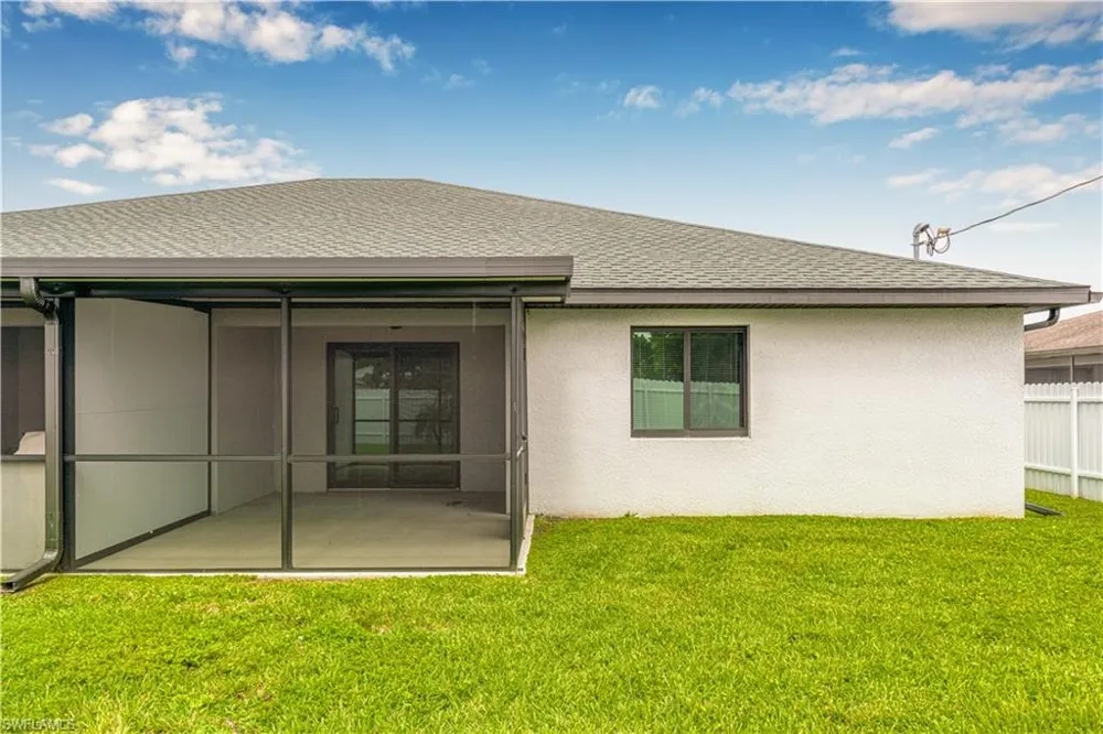 3507 SW Santa Barbara Place Cape Coral, FL 33914