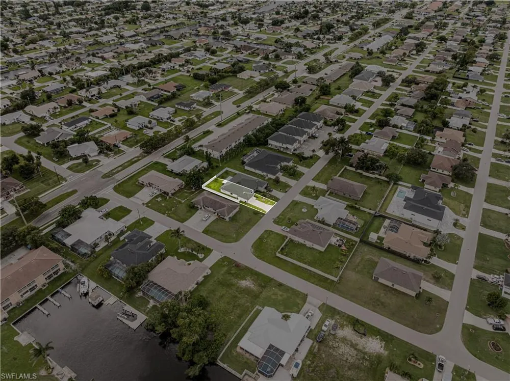 3507 SW Santa Barbara Place Cape Coral, FL 33914