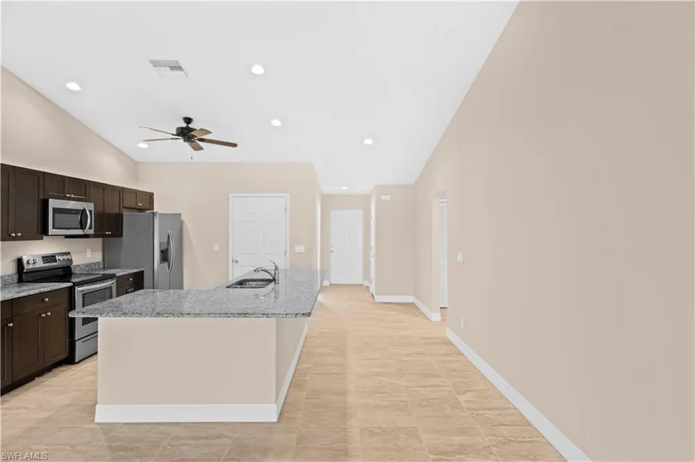 3507 SW Santa Barbara Place Cape Coral, FL 33914